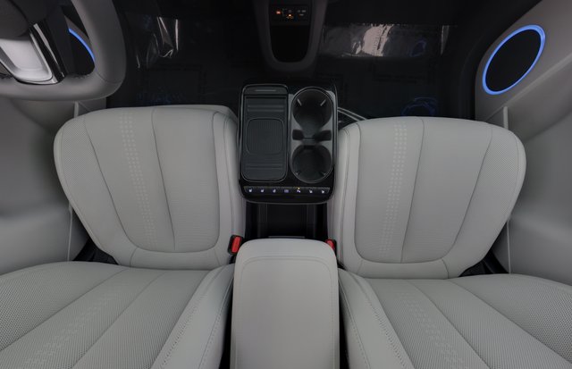 2025 Hyundai IONIQ 5 — photo 22 of 23