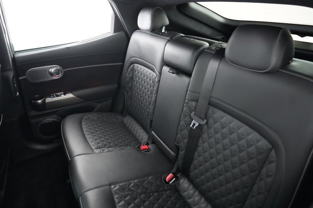 2023 Genesis GV60 — photo 19 of 21