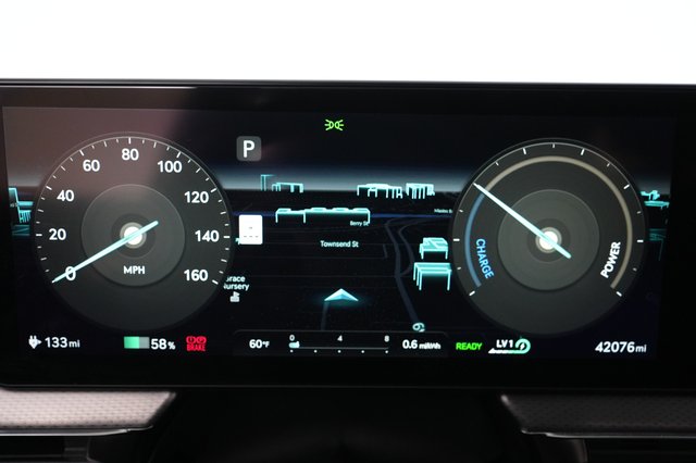 2023 Genesis GV60 — photo 5 of 21