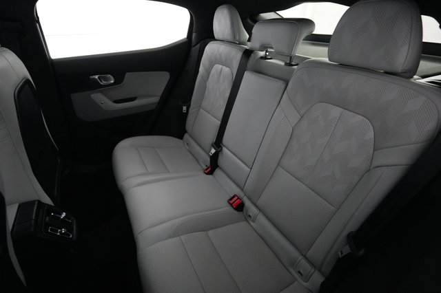2023 Polestar 2 — photo 19 of 23