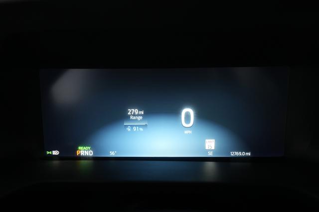 2023 Ford F-150 Lightning — photo 5 of 18