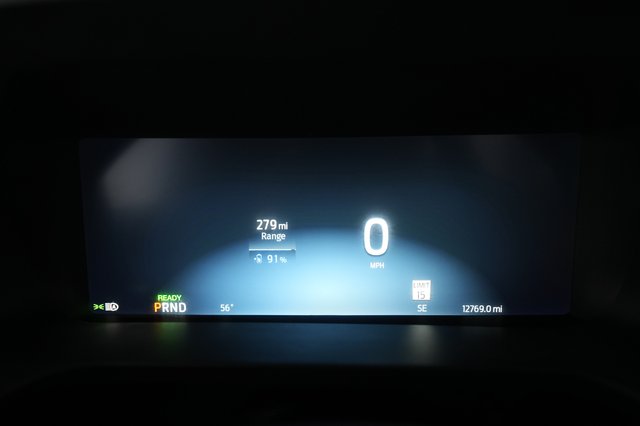2023 Ford F-150 Lightning — photo 5 of 18