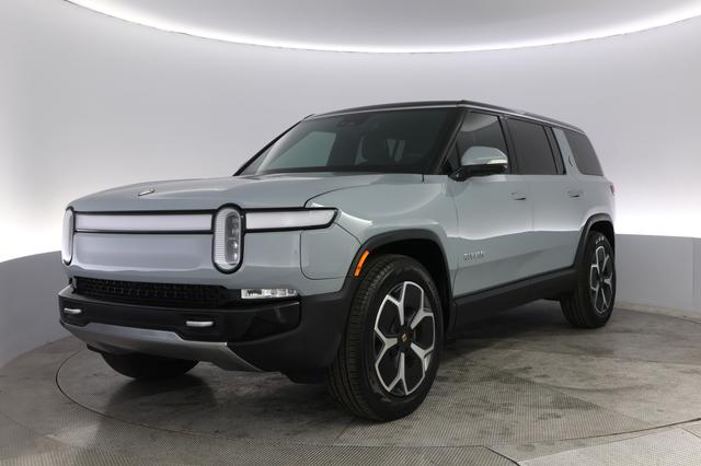 2024 Rivian R1S — VIN 7PDSGBBA3RN038286