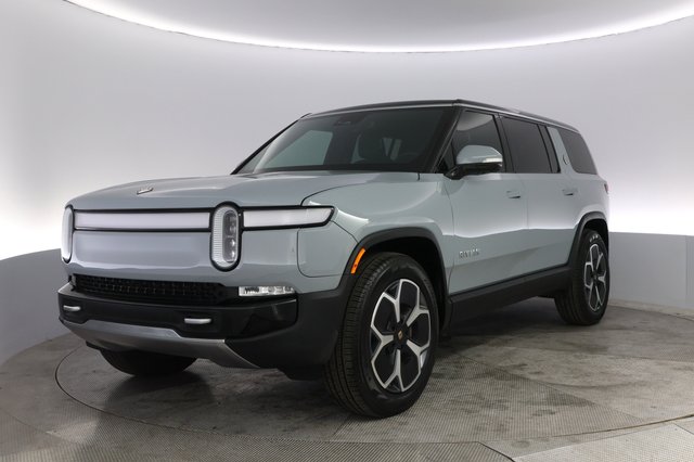 2024 Rivian R1S — VIN 7PDSGBBA3RN038286