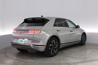 2024 Hyundai IONIQ 5 — photo 2 of 21