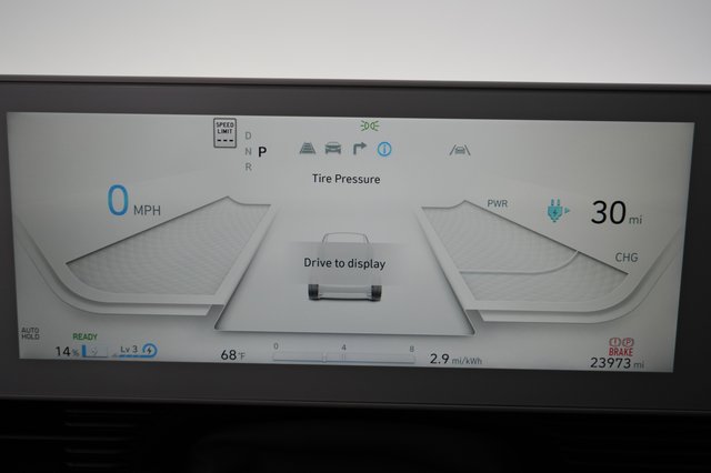 2024 Hyundai IONIQ 5 — photo 5 of 21