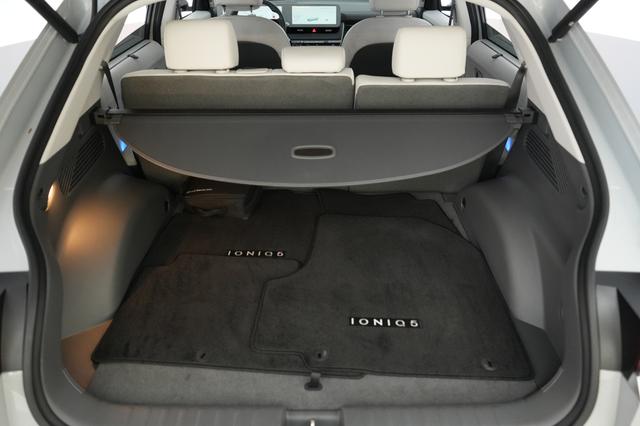 2024 Hyundai IONIQ 5 — photo 6 of 21