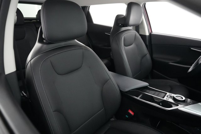 2024 Kia EV6 — photo 18 of 21