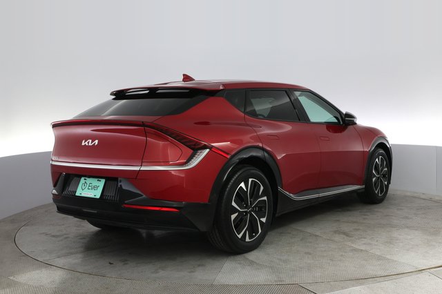 2024 Kia EV6 — photo 2 of 21
