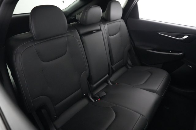 2024 Kia EV6 — photo 4 of 21