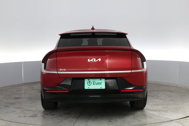 2024 Kia EV6 — photo 12 of 21