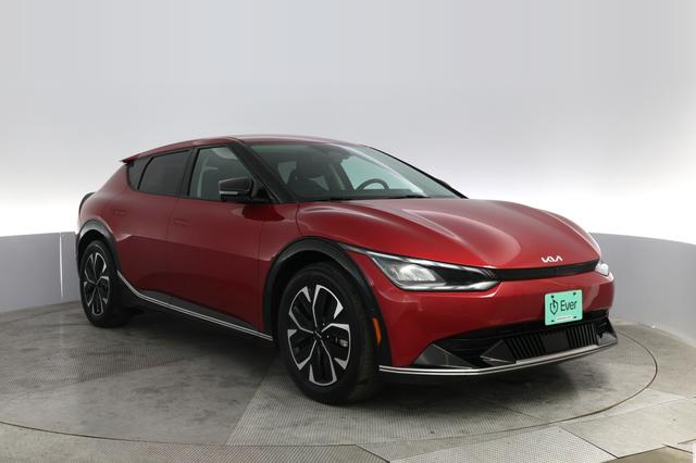 2024 Kia EV6 — photo 10 of 21