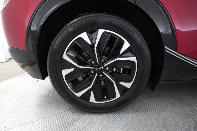 2024 Kia EV6 — photo 15 of 21