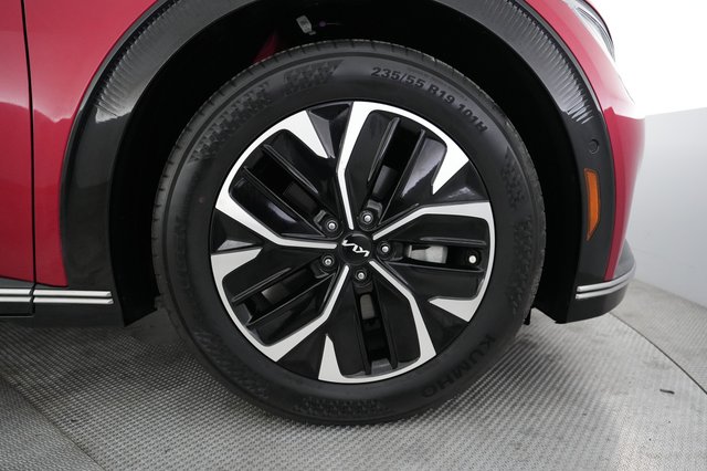 2024 Kia EV6 — photo 7 of 21