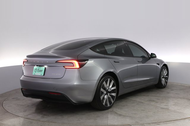 2025 Tesla Model 3 — photo 2 of 21