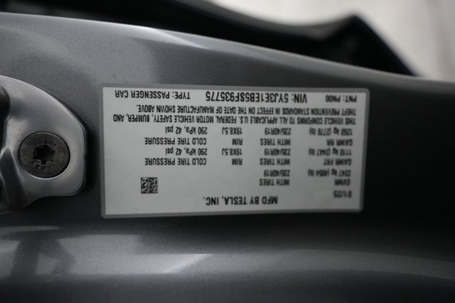 2025 Tesla Model 3 — photo 21 of 21