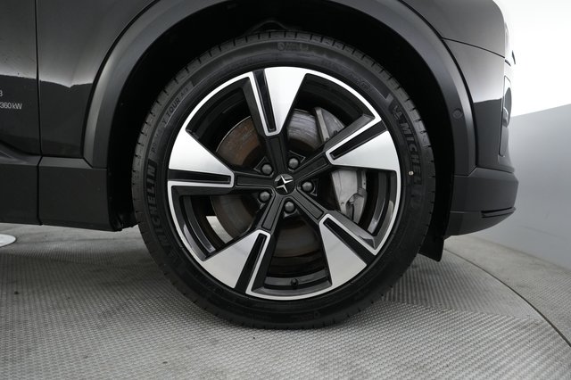 2025 Polestar 3 — photo 17 of 21