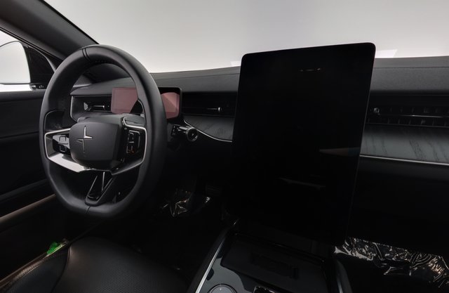 2025 Polestar 3 — photo 20 of 21