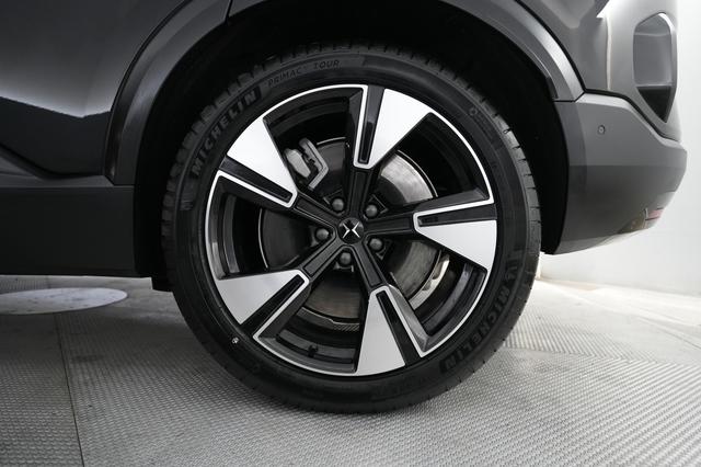 2025 Polestar 3 — photo 7 of 21