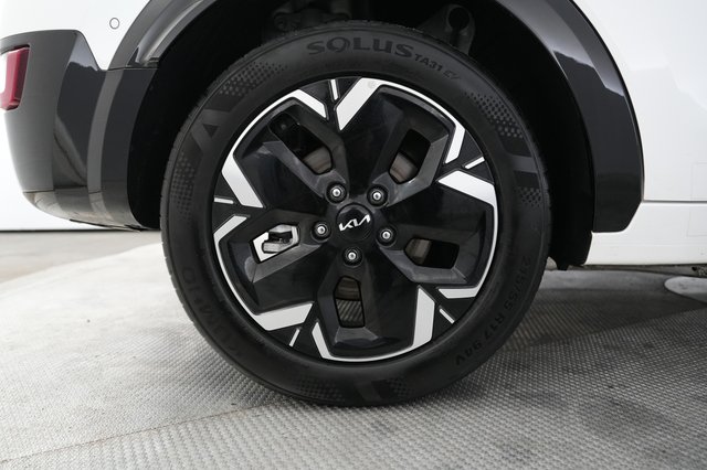 2023 Kia Niro EV — photo 15 of 20
