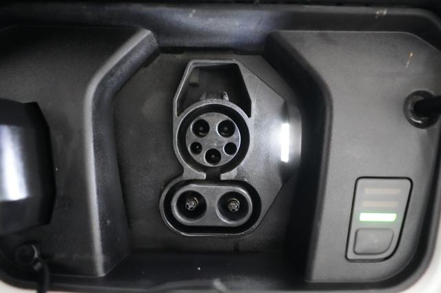 2023 Kia Niro EV — photo 8 of 20