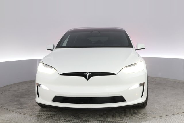 2023 Tesla Model X — photo 9 of 21
