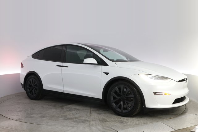 2023 Tesla Model X — photo 11 of 21