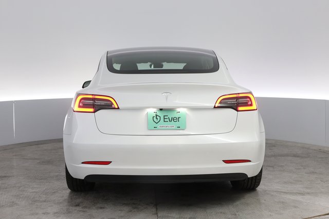 2023 Tesla Model 3 — photo 12 of 24