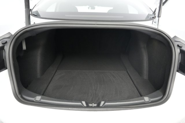 2023 Tesla Model 3 — photo 6 of 24