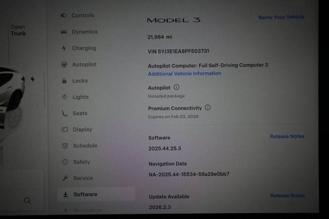 2023 Tesla Model 3 — photo 5 of 24