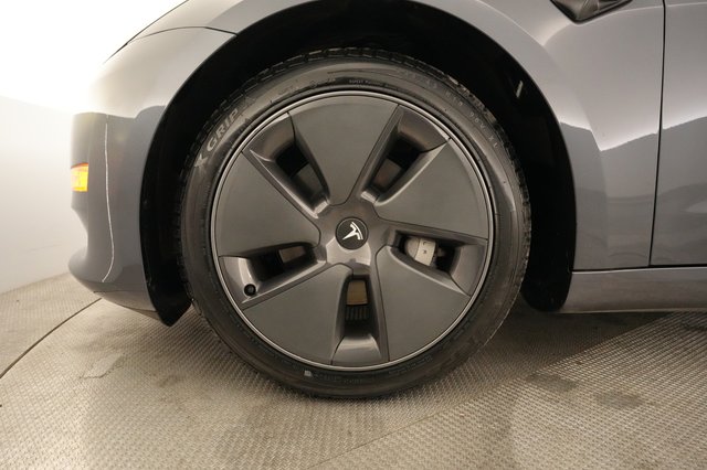 2023 Tesla Model 3 — photo 16 of 21