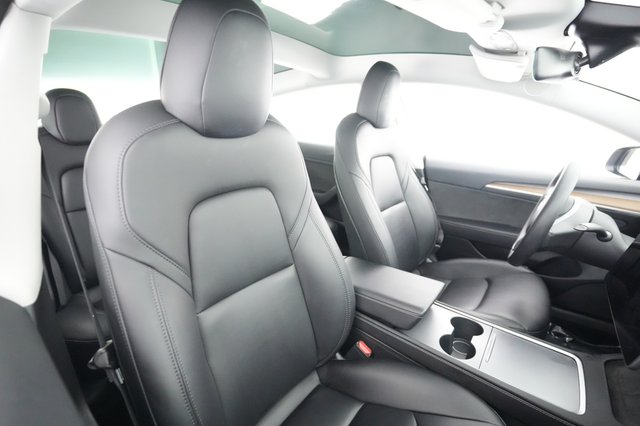 2023 Tesla Model 3 — photo 18 of 21