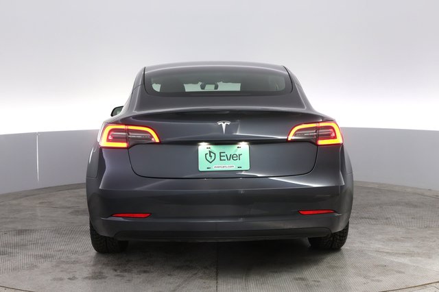 2023 Tesla Model 3 — photo 12 of 21
