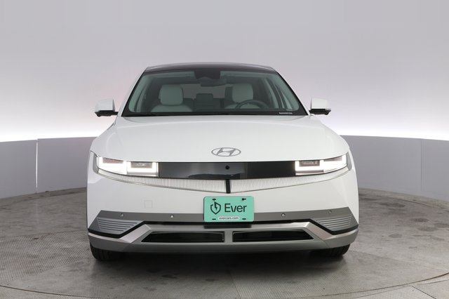 2024 Hyundai IONIQ 5 — photo 9 of 24
