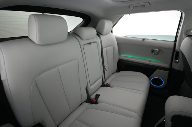 2024 Hyundai IONIQ 5 — photo 18 of 24