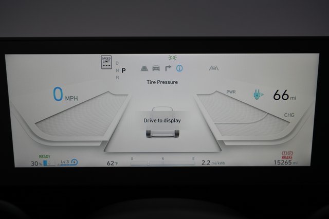2024 Hyundai IONIQ 5 — photo 5 of 24