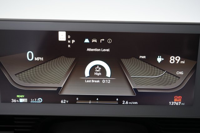 2024 Hyundai IONIQ 5 — photo 5 of 21