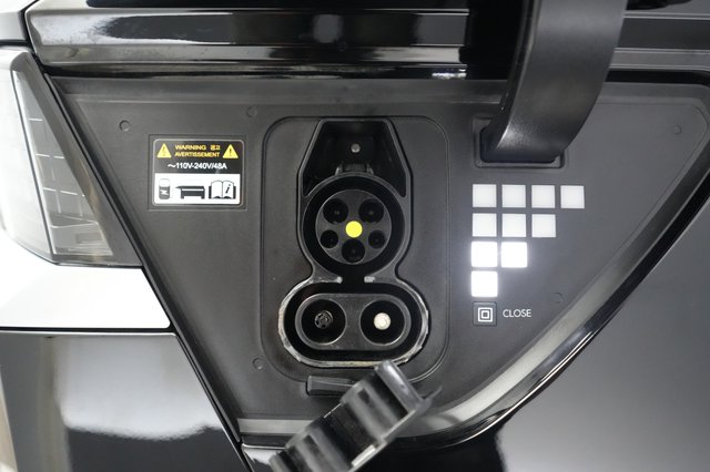 2024 Hyundai IONIQ 5 — photo 8 of 21