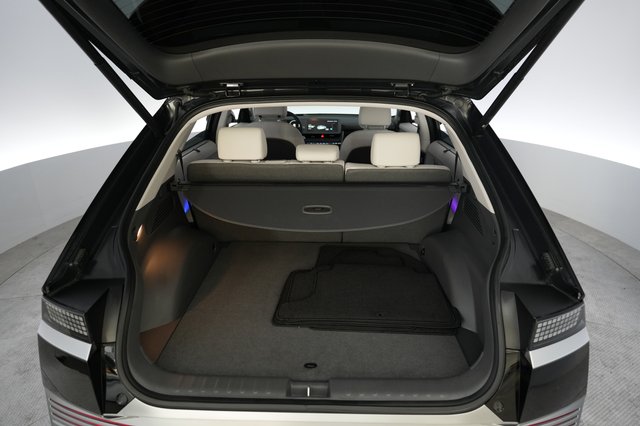 2024 Hyundai IONIQ 5 — photo 6 of 21