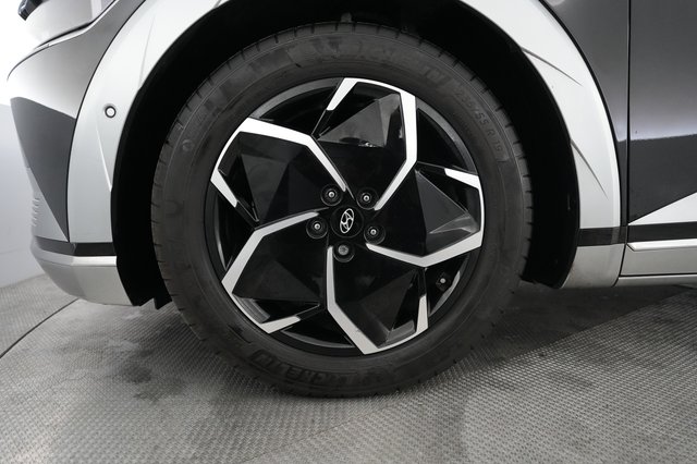 2024 Hyundai IONIQ 5 — photo 15 of 21