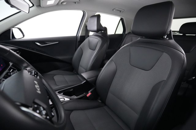 2024 Kia Niro EV — photo 3 of 22