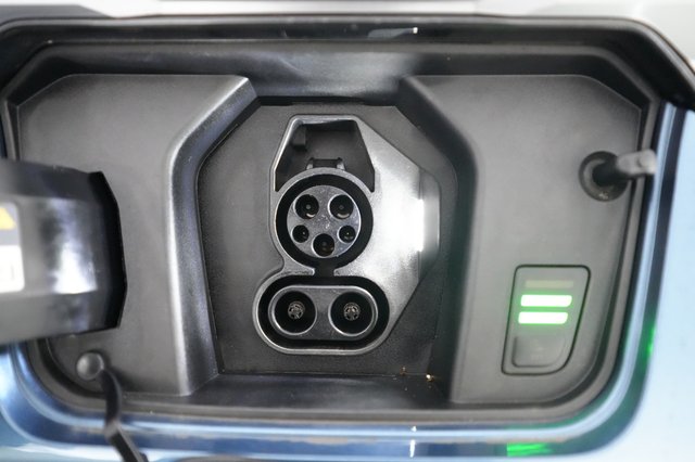 2024 Kia Niro EV — photo 8 of 22