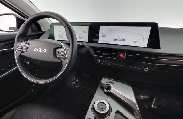 2024 Kia EV6 — photo 20 of 23