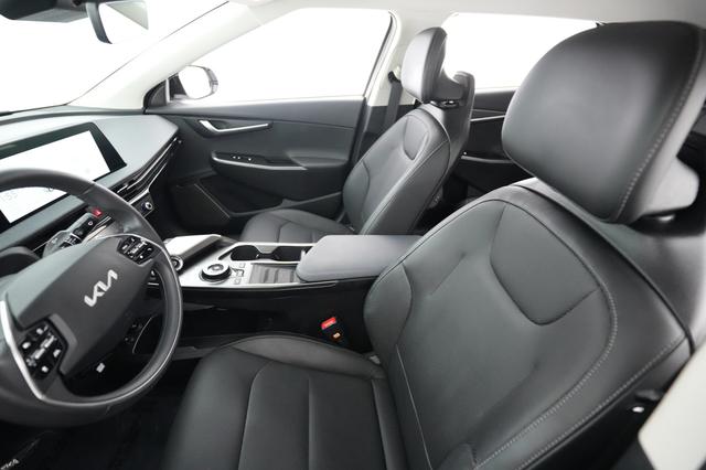 2024 Kia EV6 — photo 3 of 23