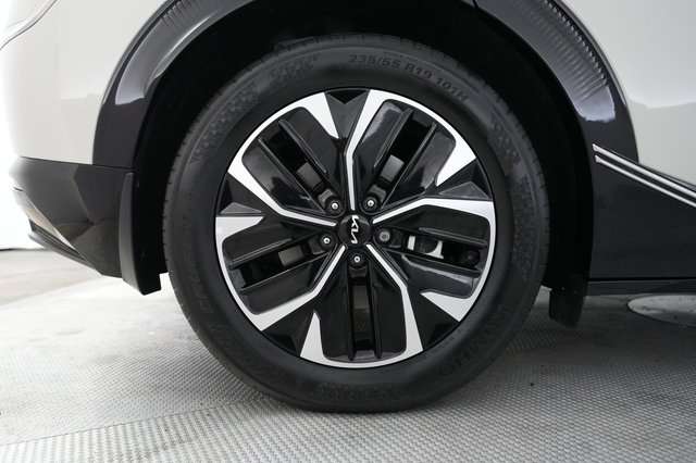 2024 Kia EV6 — photo 16 of 23
