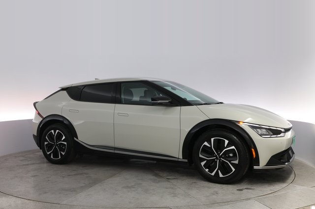 2024 Kia EV6 — photo 11 of 23