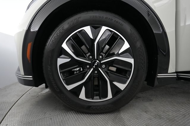 2024 Kia EV6 — photo 15 of 23
