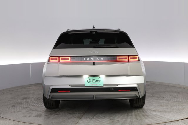 2025 Hyundai IONIQ 5 — photo 12 of 24