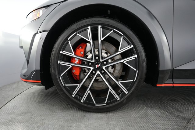 2025 Hyundai IONIQ 5 — photo 15 of 23