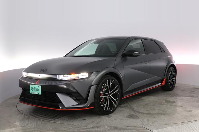 2025 Hyundai IONIQ 5 — VIN KM8KNDA8XSU008216